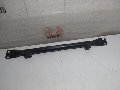 Rahmenteil Suzuki GSX 600 FU AJ Mittelstrebe Oben +Tankgummis Rahmenteil Suzuki GSX 600 FU AJ Mittelstrebe Oben +Tankgummis