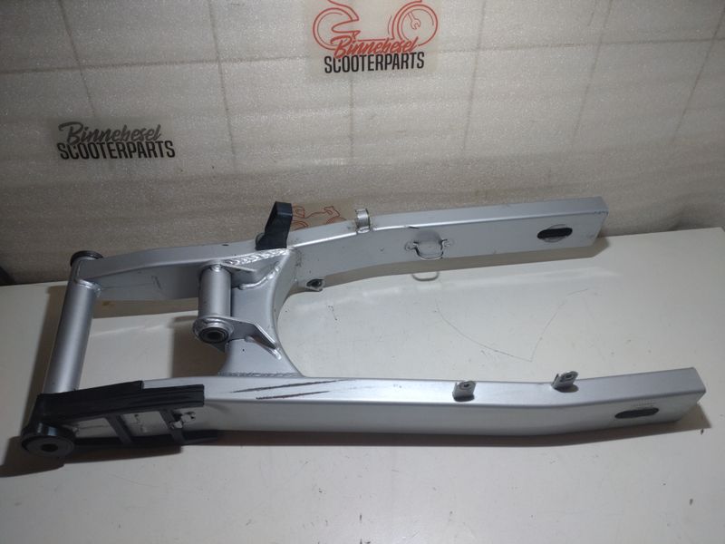 Schwinge Suzuki GSX 600 FU AJ Hinterrad +Hülse Schwinge Suzuki GSX 600 FU AJ Hinterrad +Hülse