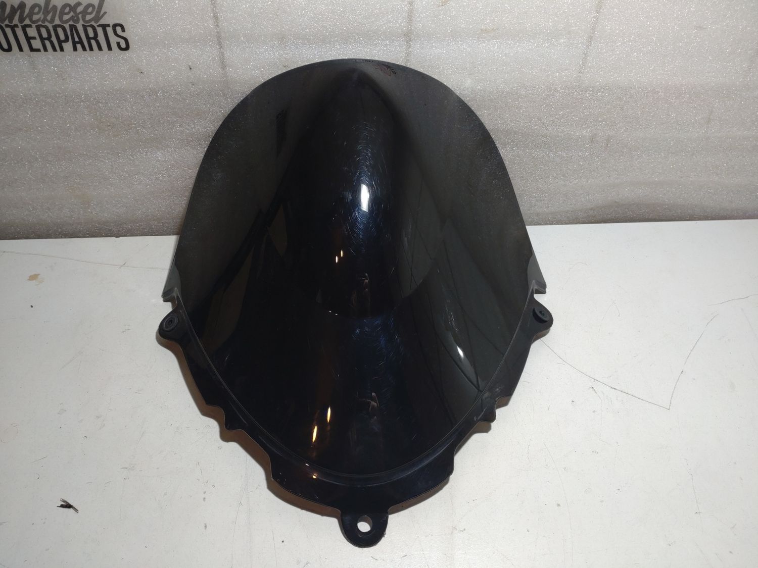 Verkleidung Suzuki GSX 600 FU AJ Windschutzscheibe Schwarz