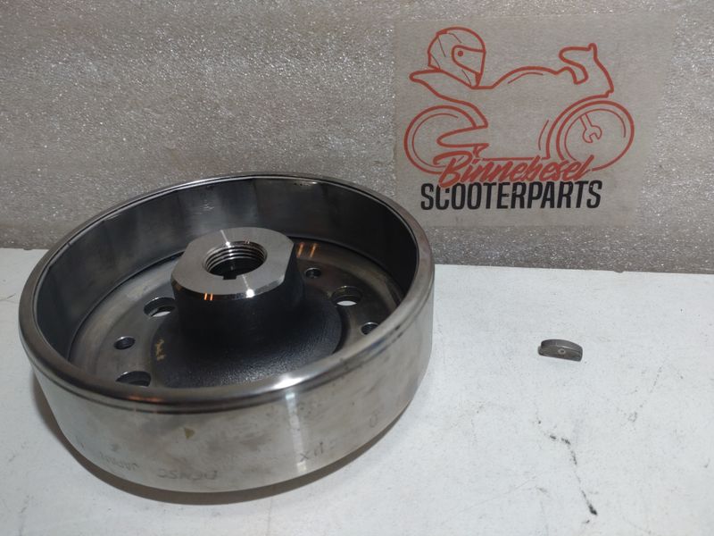 Polrad Honda CBR 900 RR SC33 #1 +Zündkeil Schwungscheibe Magnetschwungrad 31110-MAS-E01