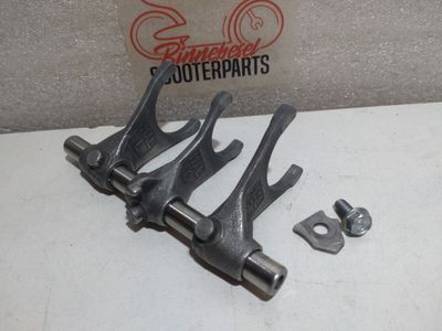 Schaltgabeln Honda CBR 919 RR SC33 #1 Komplett +Welle +Feststellplatte 24211+ 24212 +24213-MAL-600