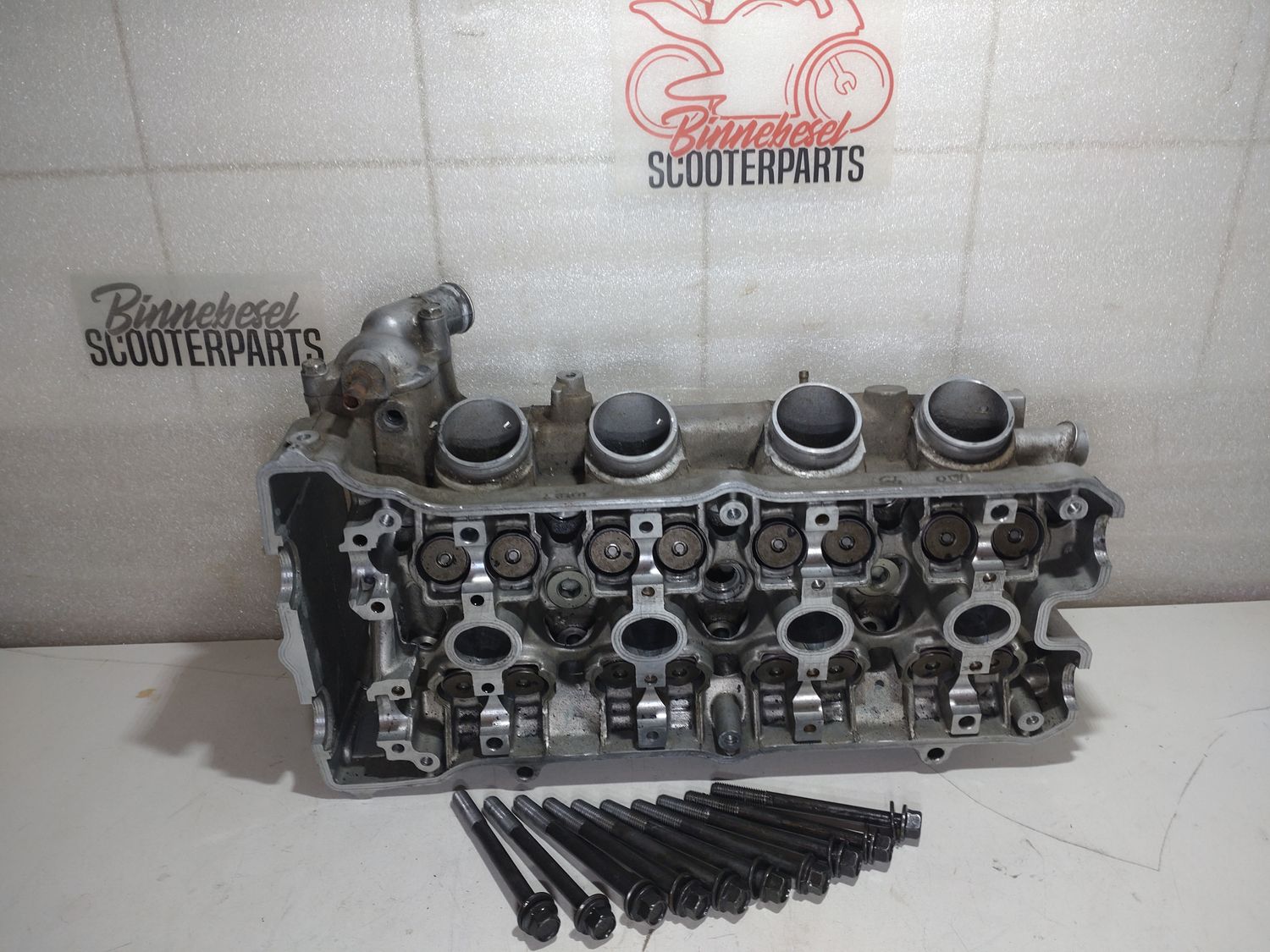 Zylinderkopf Honda CBR 919 RR SC33 #1 Bastler Pleuelschaden 2. Zylinder Ersatzteilträger