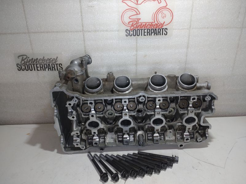 Zylinderkopf Honda CBR 919 RR SC33 #1 Bastler Pleuelschaden 2. Zylinder Ersatzteilträger Zylinderkopf Honda CBR 919 RR SC33 #1 Bastler Pleuelschaden 2. Zylinder Ersatzteilträger