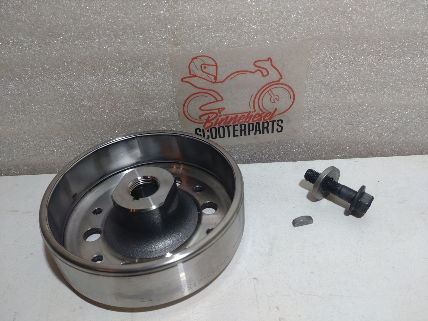 Polrad Honda CBR 900 RR SC33 #2 +Zündkeil Schwungscheibe Magnetschwungrad 31110-MAS-E01 Polrad Honda CBR 900 RR SC33 #2 +Zündkeil Schwungscheibe Magnetschwungrad 31110-MAS-E01