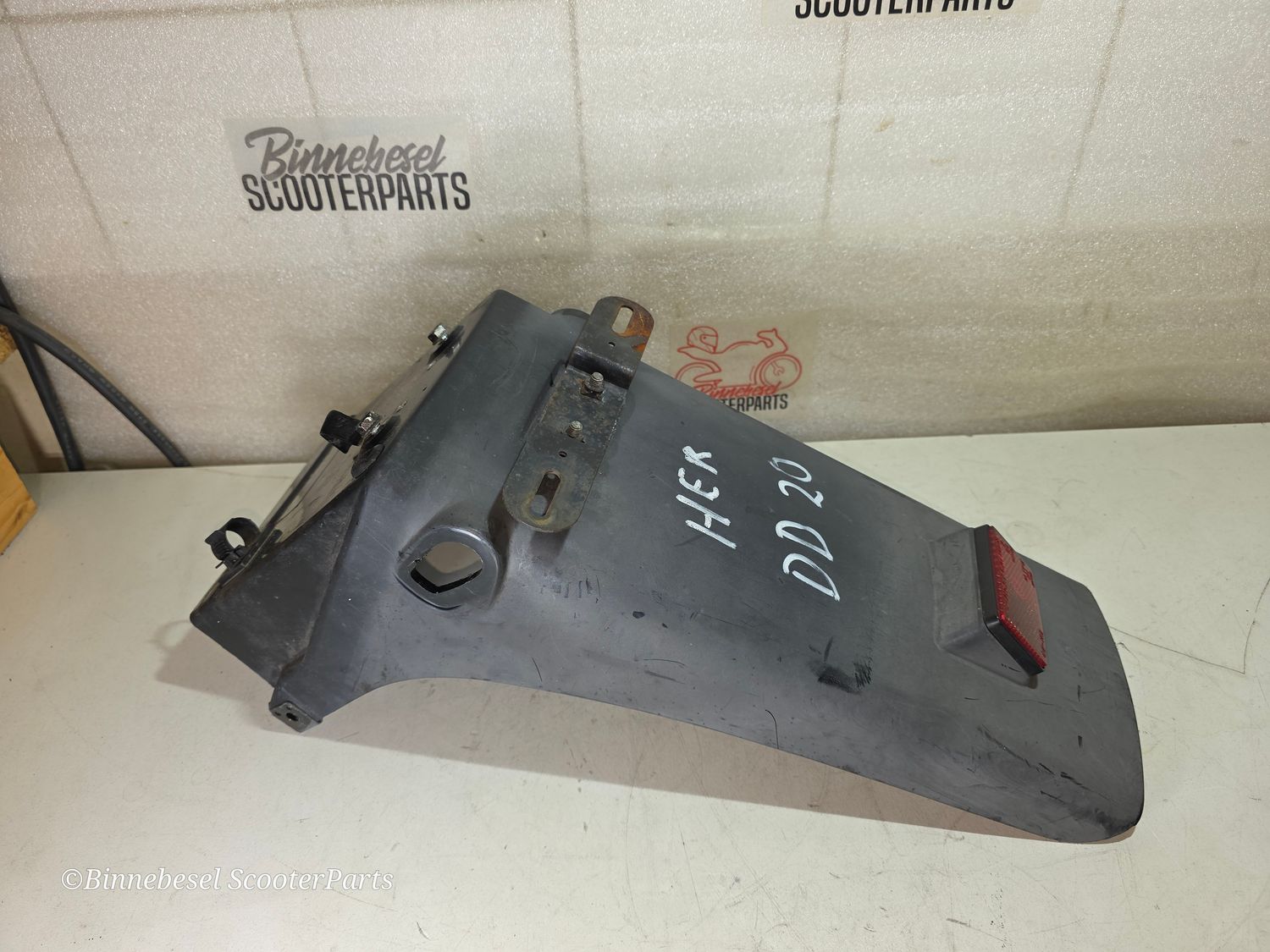 Verkleidung Kawasaki GPZ 500s EX500D Heck Kotflügel Kennzeichenhalter 3522-1228 Verkleidung Kawasaki GPZ 500s EX500D Heck Kotflügel Kennzeichenhalter 3522-1228