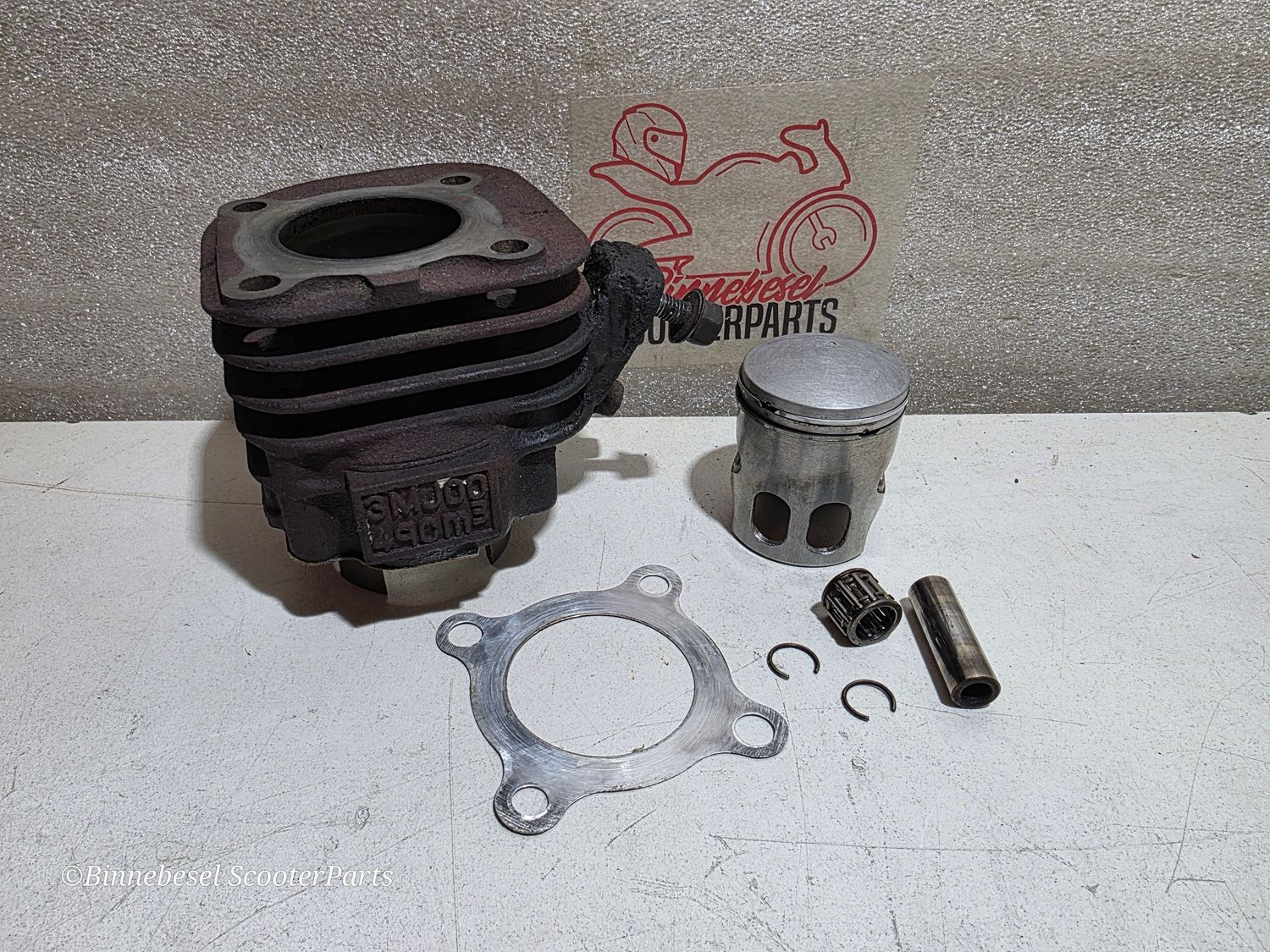 Zylinder Minarelli Liegend AC Malaguti F10 Jetline WAP Original 3MJ00 49ccm +Kolben