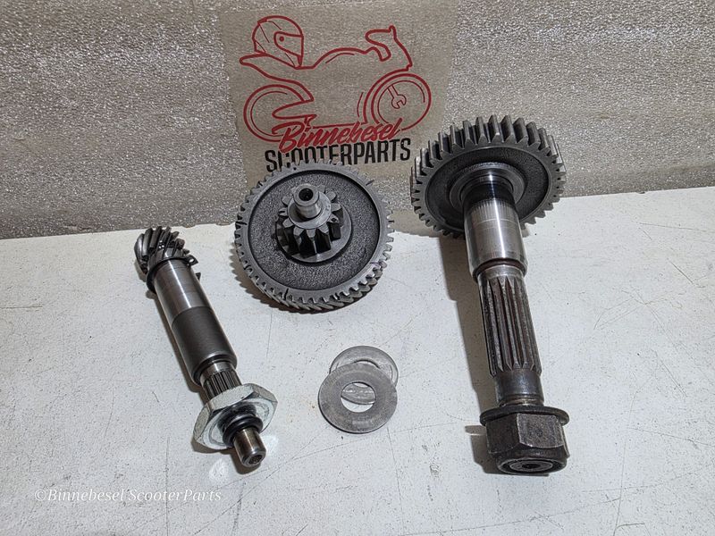 Getriebe Minarelli Kurz Yamaha Zest 50 4FW #5 Komplett 13-48 12-36 Getriebe Minarelli Kurz Yamaha Zest 50 4FW #5 Komplett 13-48 12-36