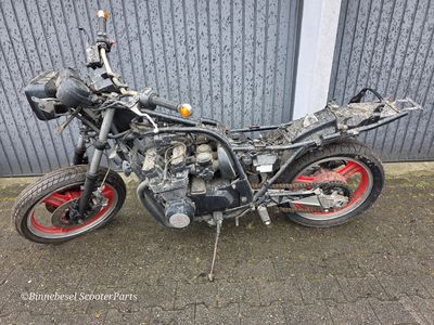 GPZ 750 R ZX750A