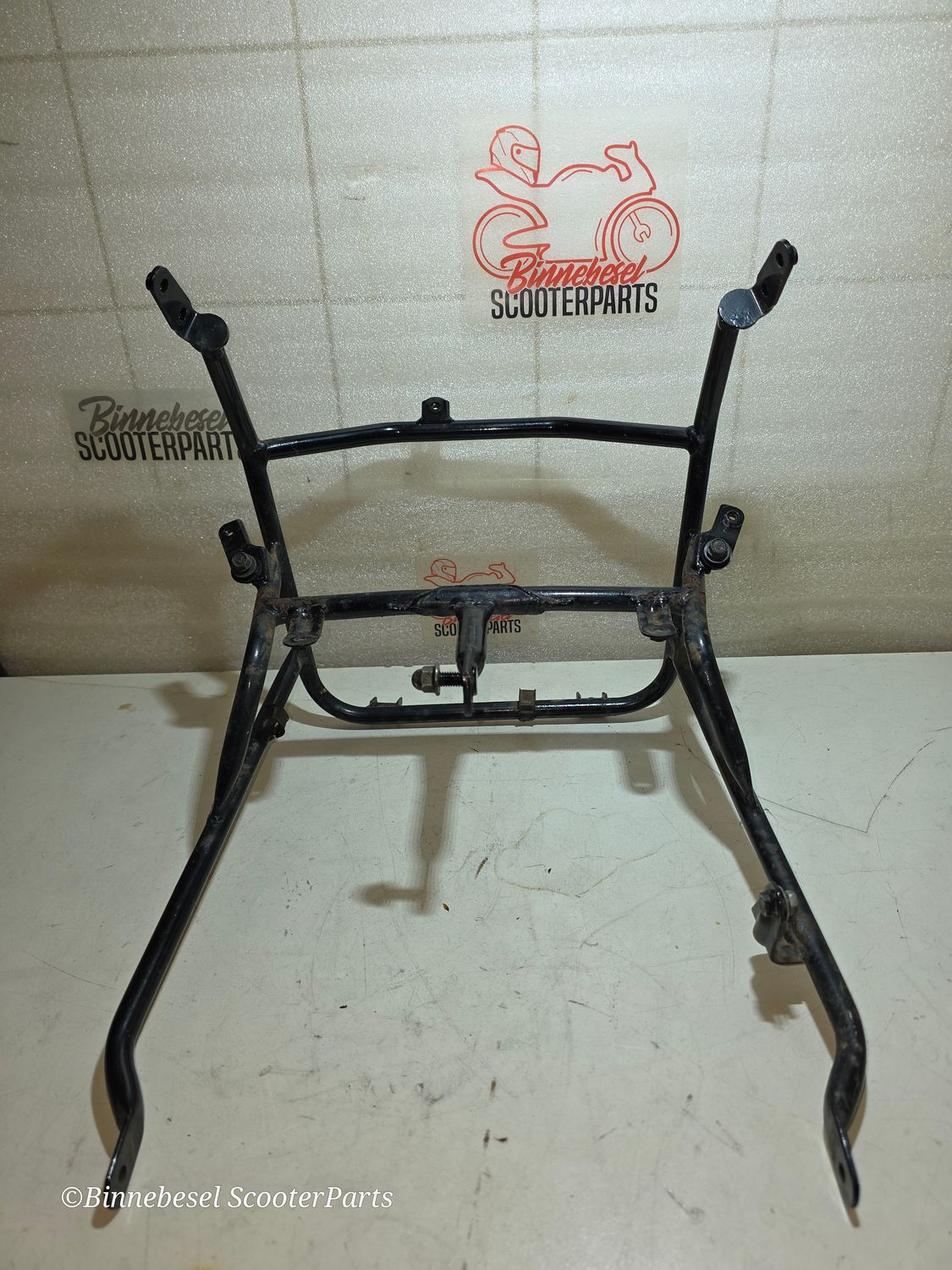 Rahmenteil Kawasaki GPZ 500s EX500D Halterung Front Kanzel Scheinwerfer Geweih