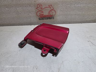 Verkleidung Kawasaki GPZ 500s EX500D Heck Oben Mitte Kleinteil Rot 14090-1369 Verkleidung Kawasaki GPZ 500s EX500D Heck Oben Mitte Kleinteil Rot 14090-1369