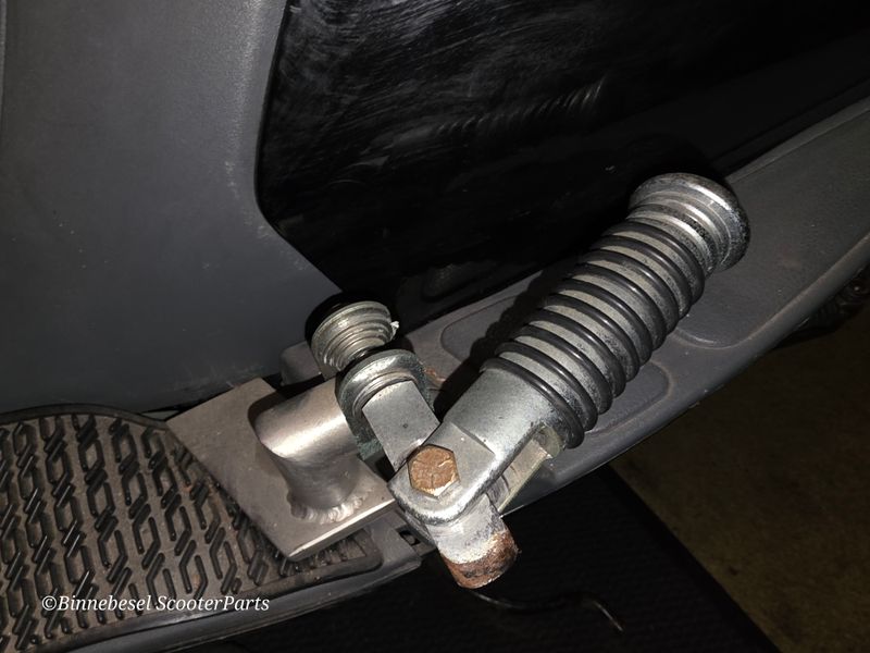 Fußrasten Piaggio Sfera RST 50 & 125 C01 & M01 Spezialanfertigung Handarbeit Deutsche Schmiedekunst