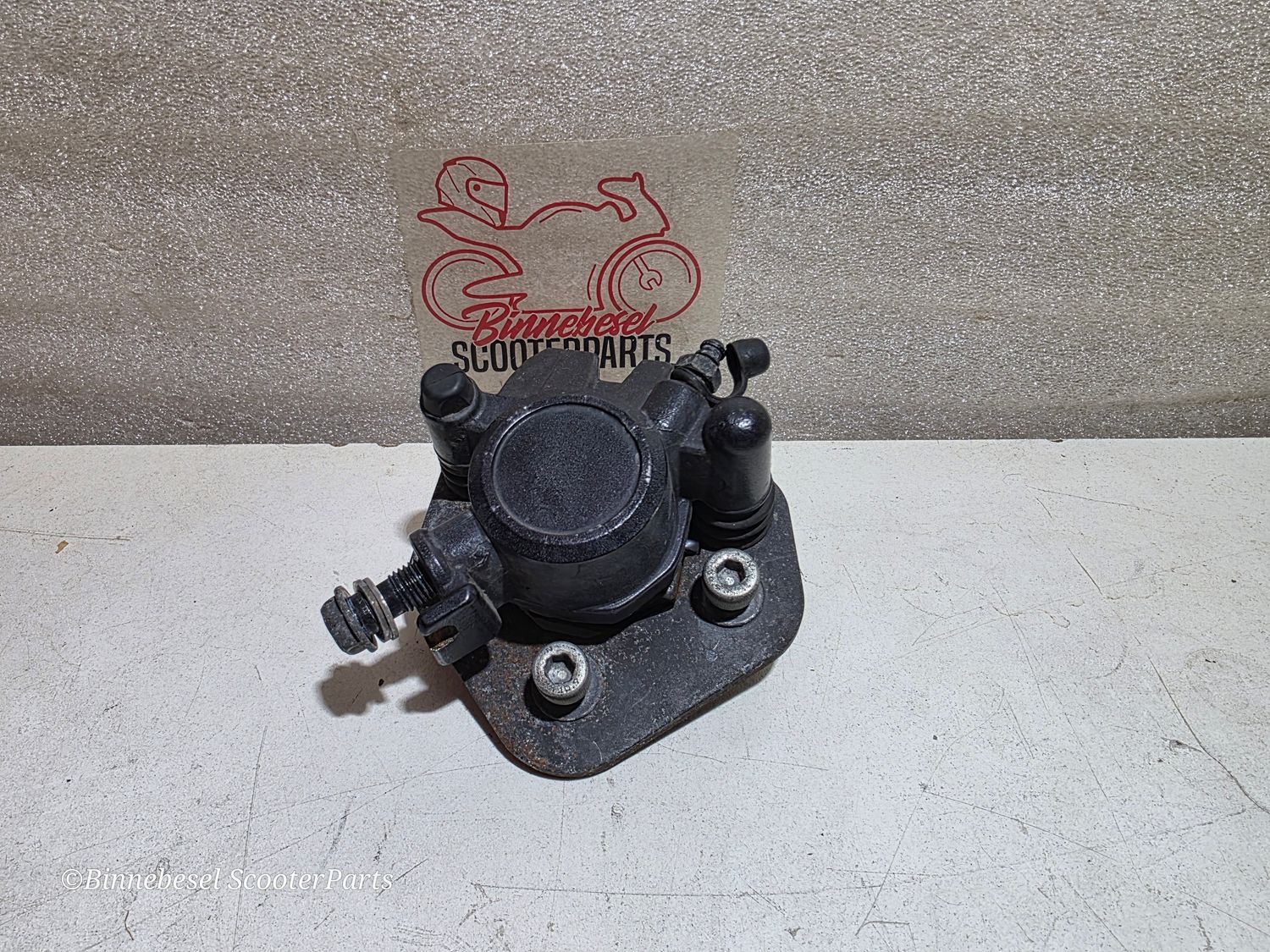 Bremssattel Kawasaki GPZ 500s EX500D Hinten Komplett Tokico 430411914 430411529
