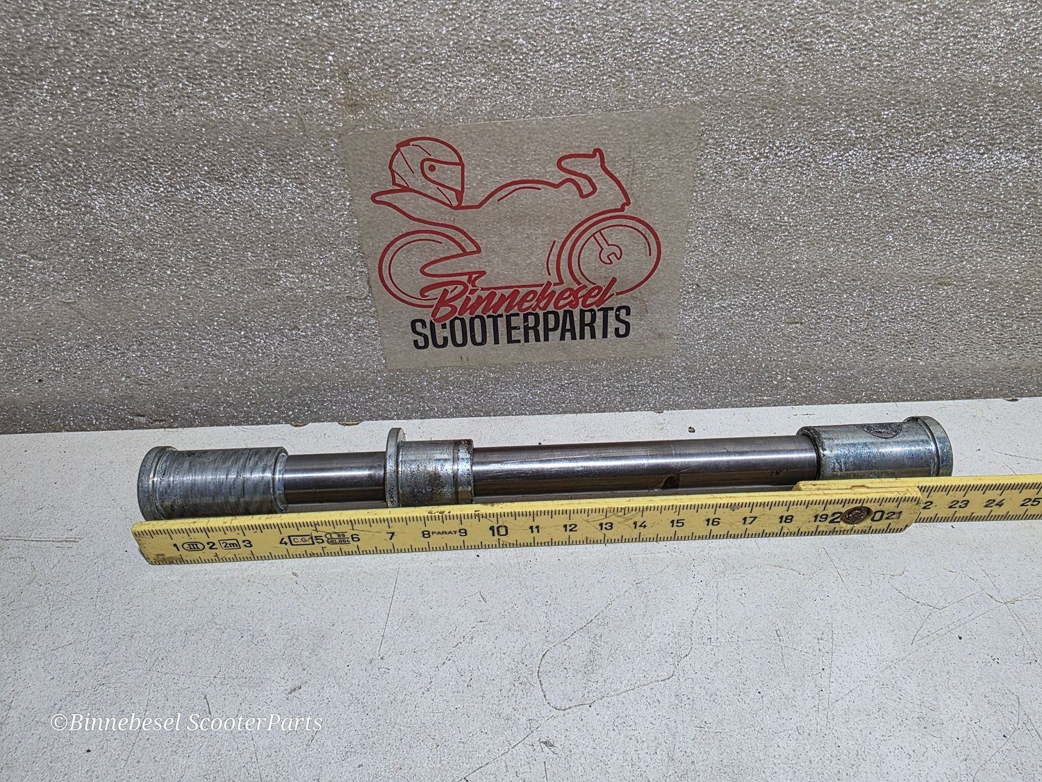 Achse Kawasaki GPZ 500s EX500D Vorderrad +Hülse 410681175 + 920271726