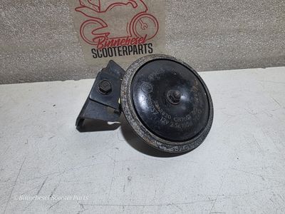 Hupe Kawasaki GPZ 500s EX500D 270031288 Nikko 12V Horn YF-12 12V 2,5A 105dB