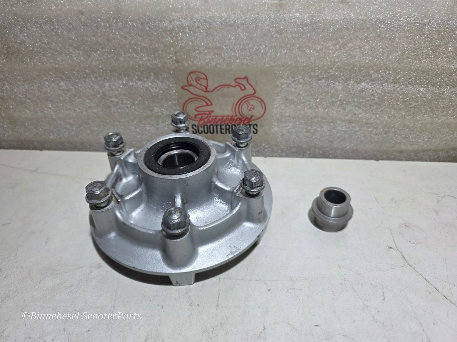 Kettenraträger Kawasaki GPZ 500s EX500D Hinterradnabe +Hülse 4203312107J + 420361055