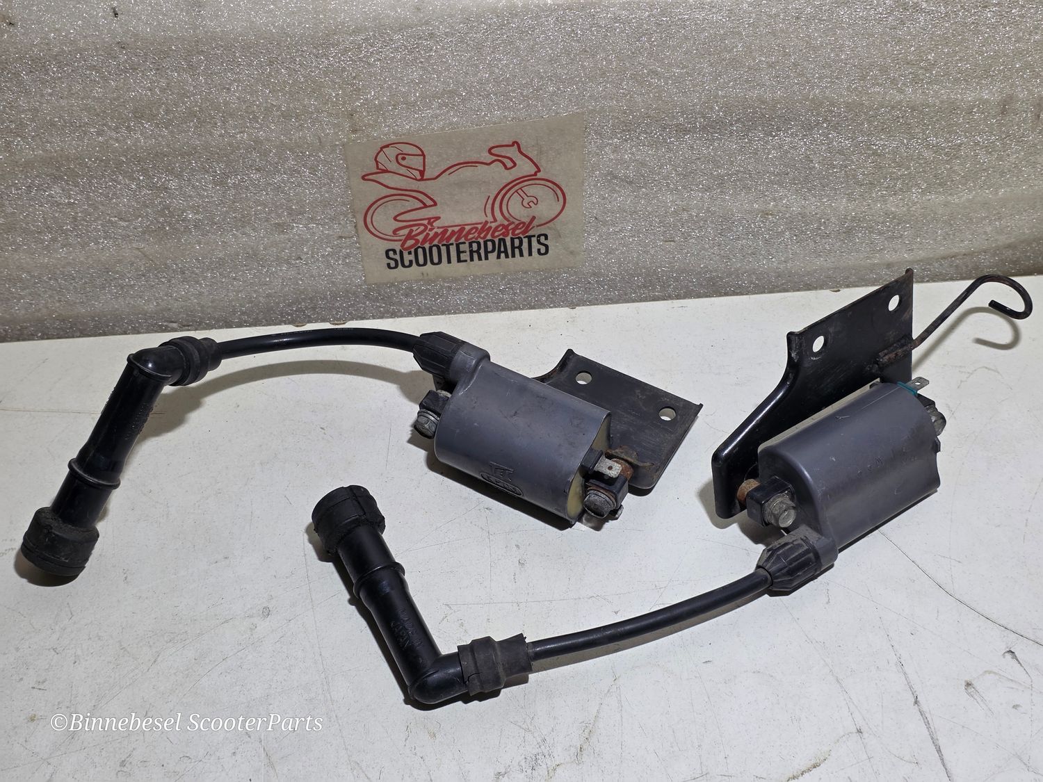 Zündspulen Kawasaki GPZ 500s EX500D Paar Komplett +Halter Tec KP03 +Kerzenstecker Nichiwa X05F0 Zündspulen Kawasaki GPZ 500s EX500D Paar Komplett +Halter Tec KP03 +Kerzenstecker Nichiwa X05F0