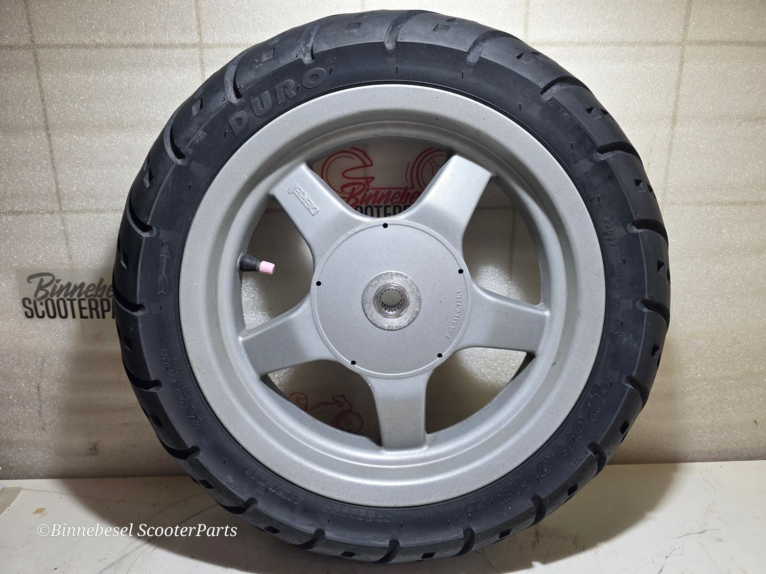 Felge Derbi Atlantis Morini Hinterrad J12xMT3,00 +Reifen 120-70-12