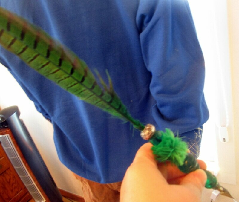 Automatic Writing Green Quill for the Witch or Wizard