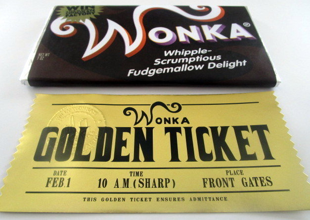 Willy Wonka Modern Golden Ticket Bar Set