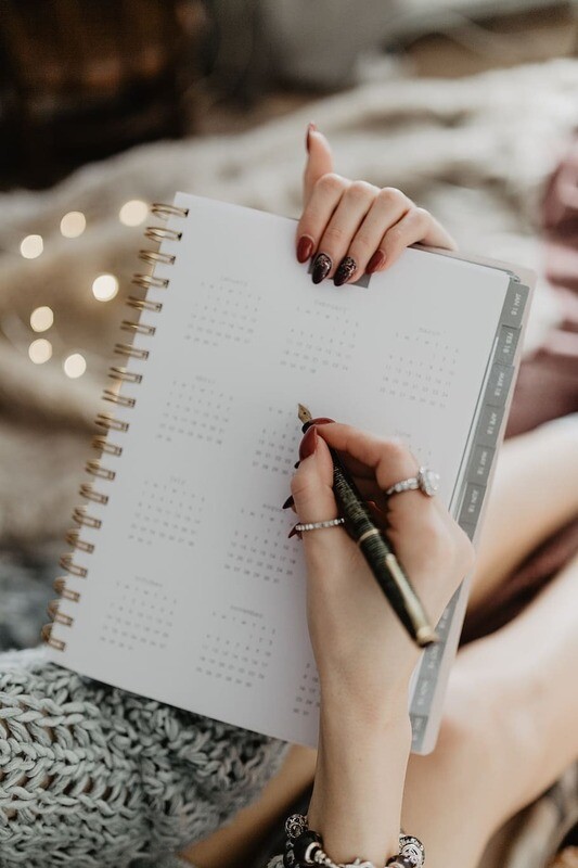 Learn How to Write an Informative Essay - A Beginner&#39;s Guide– 2022 Guide
