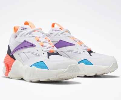 REEBOK PLATFORM TRAINERS INSPIRED BY &#39;90S RUNNING STYLE