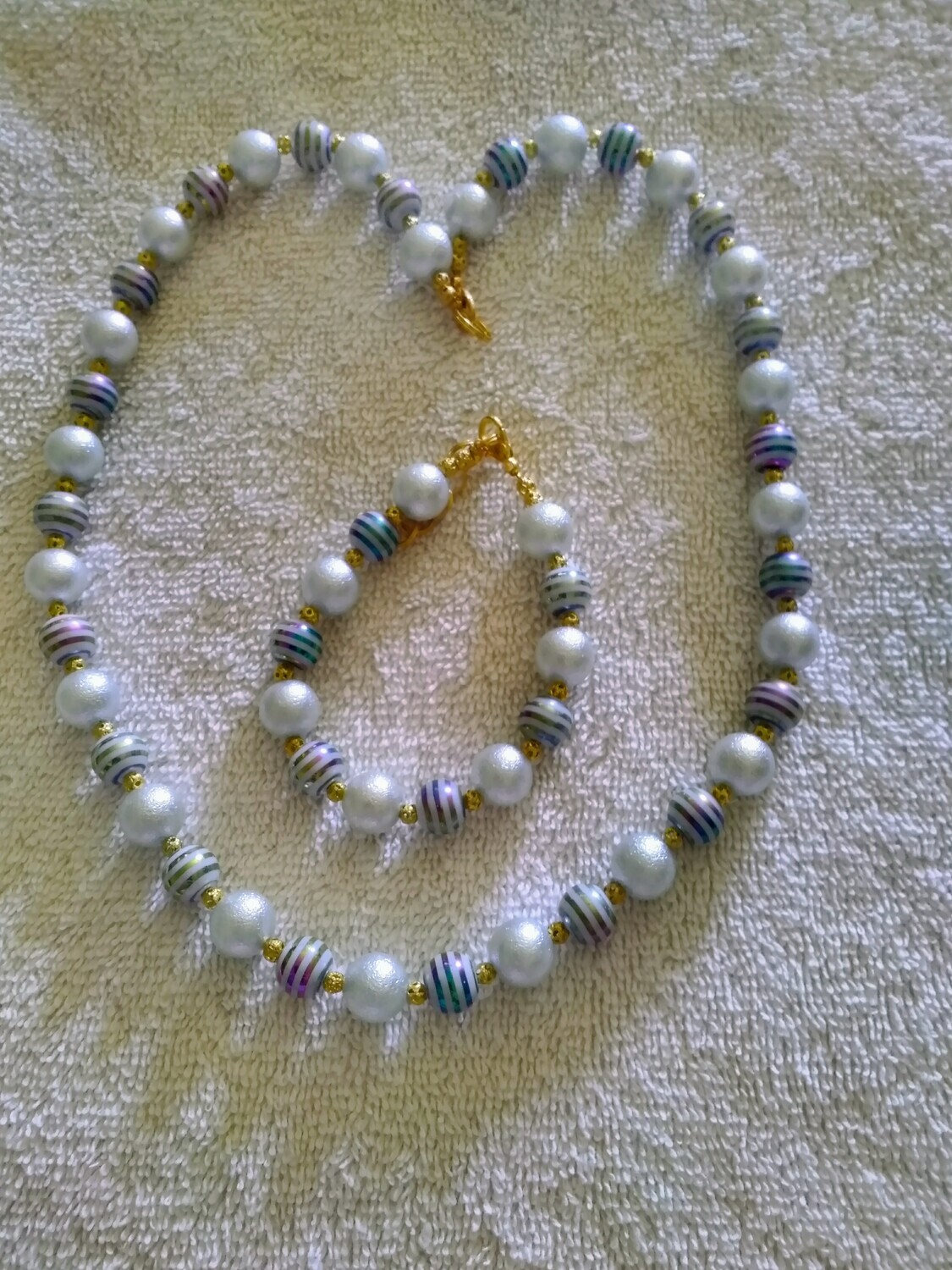 GRAY BEADED JEWELRY SET