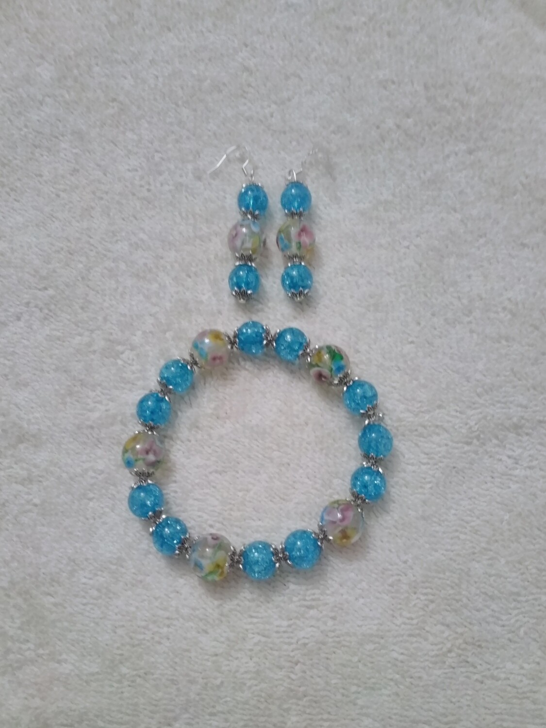 TURQUOISE BEADED JEWELRY SET