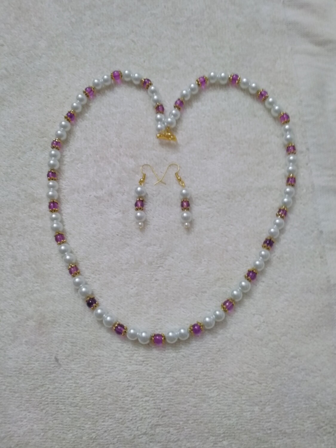 PURPLE &amp; WHITE BEADED JEWELRY SET