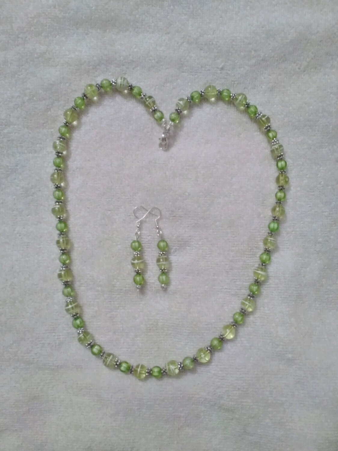 Green Beaded Jewelry Set