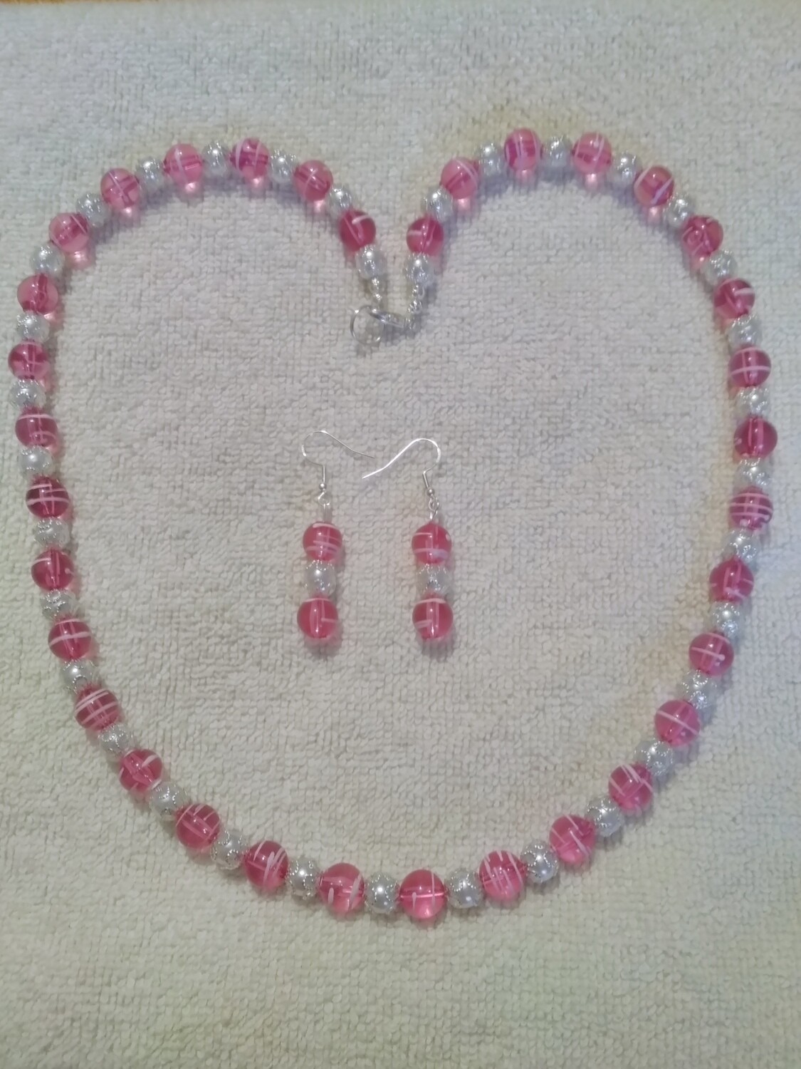 Pink &amp; White Beaded Jewelry Set