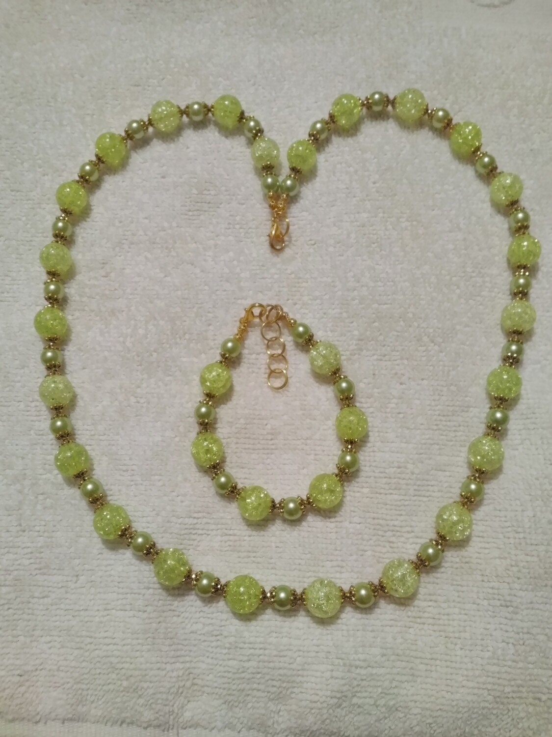 Green Beaded Jewelry Set