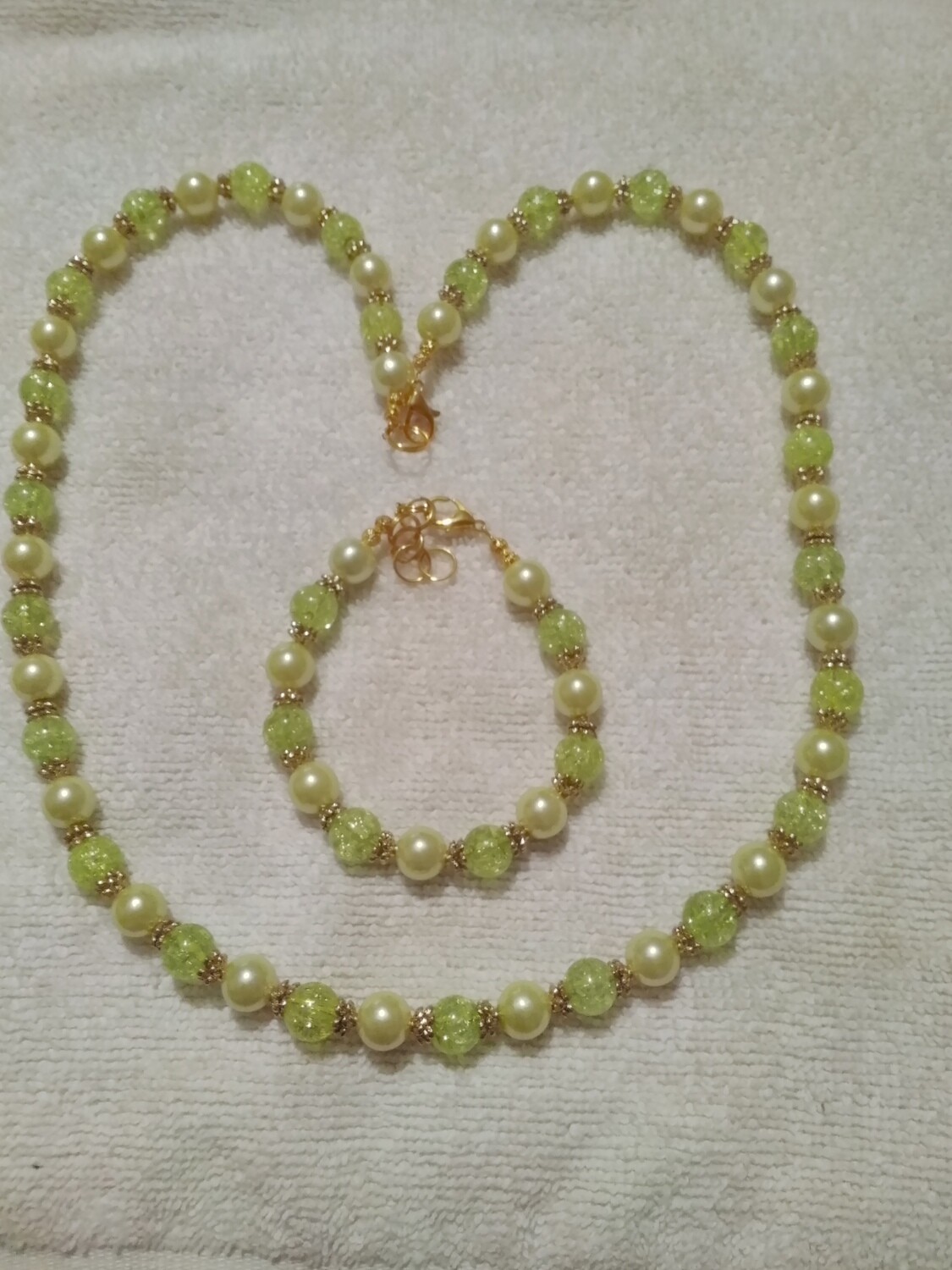 Green Beaded Jewelry Set