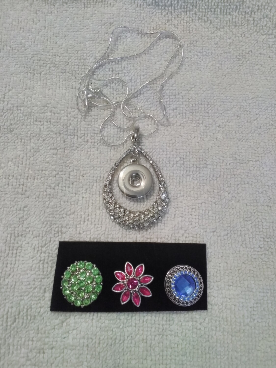 Snap Button Pendant Necklace