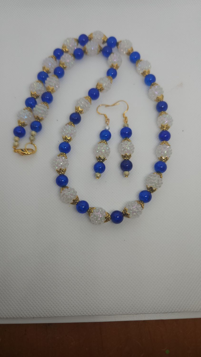 BLUE &amp; WHITE BEADED JEWELRY SET