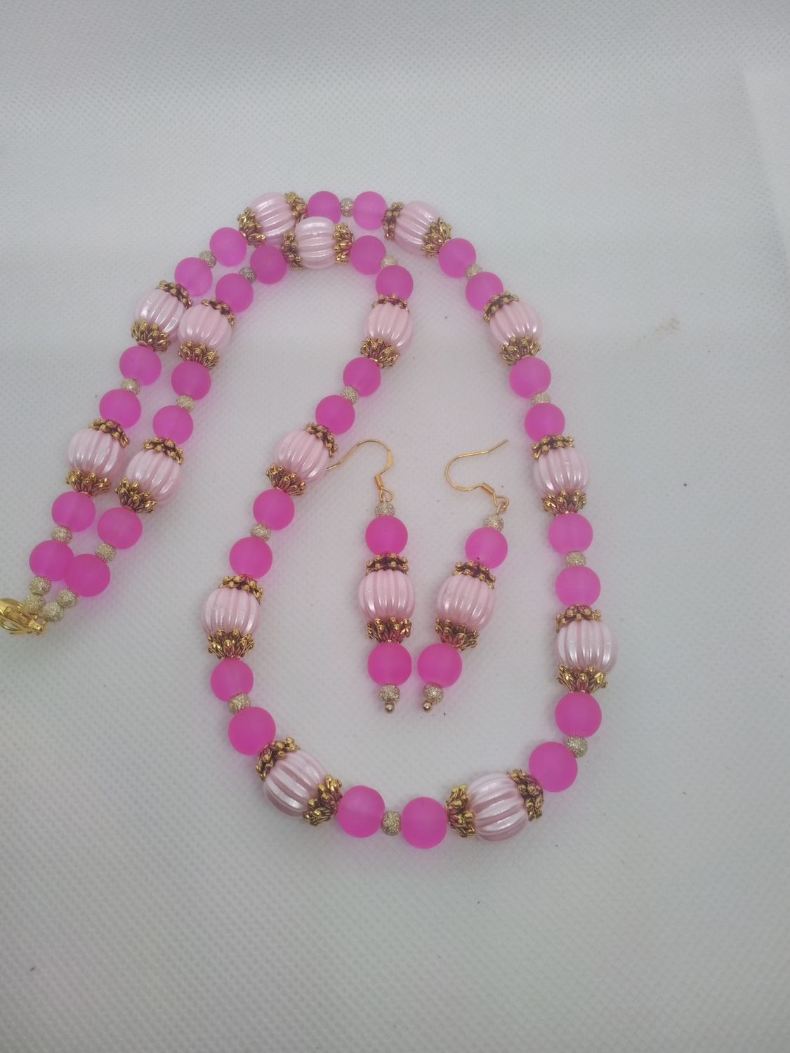 PINK BEADED JEWERY SET