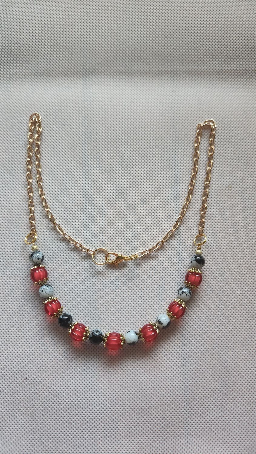 Red &amp; Black Beaded Necklace