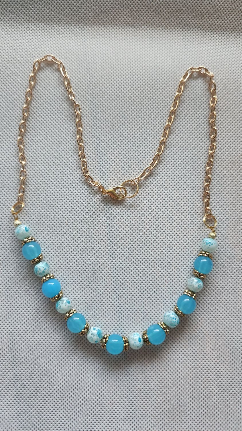 TURQUOISE BEADED NECKLACE