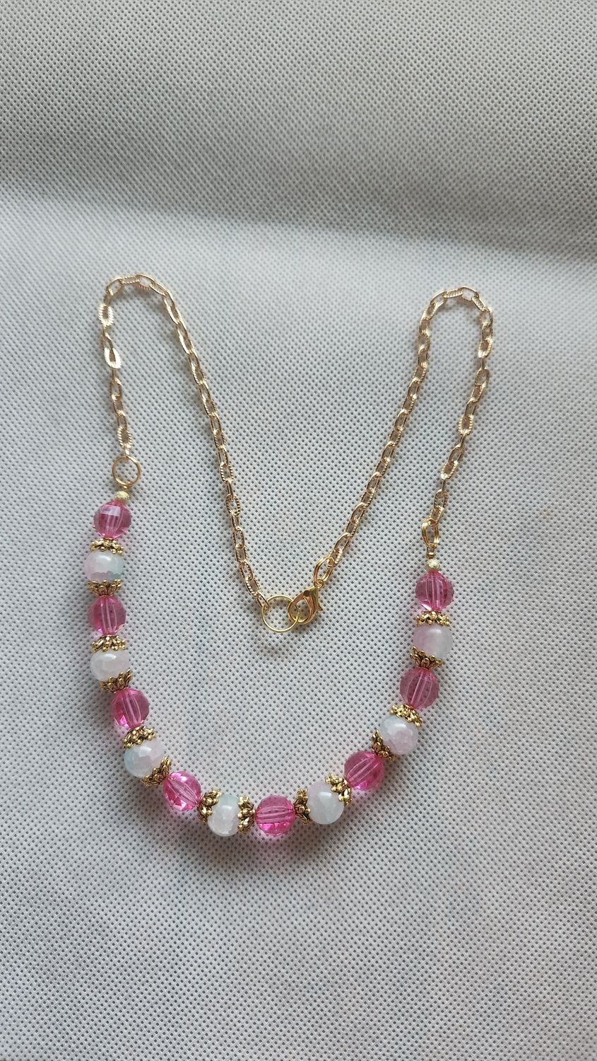 PINK &amp; GREEN BEADED NECKLACE