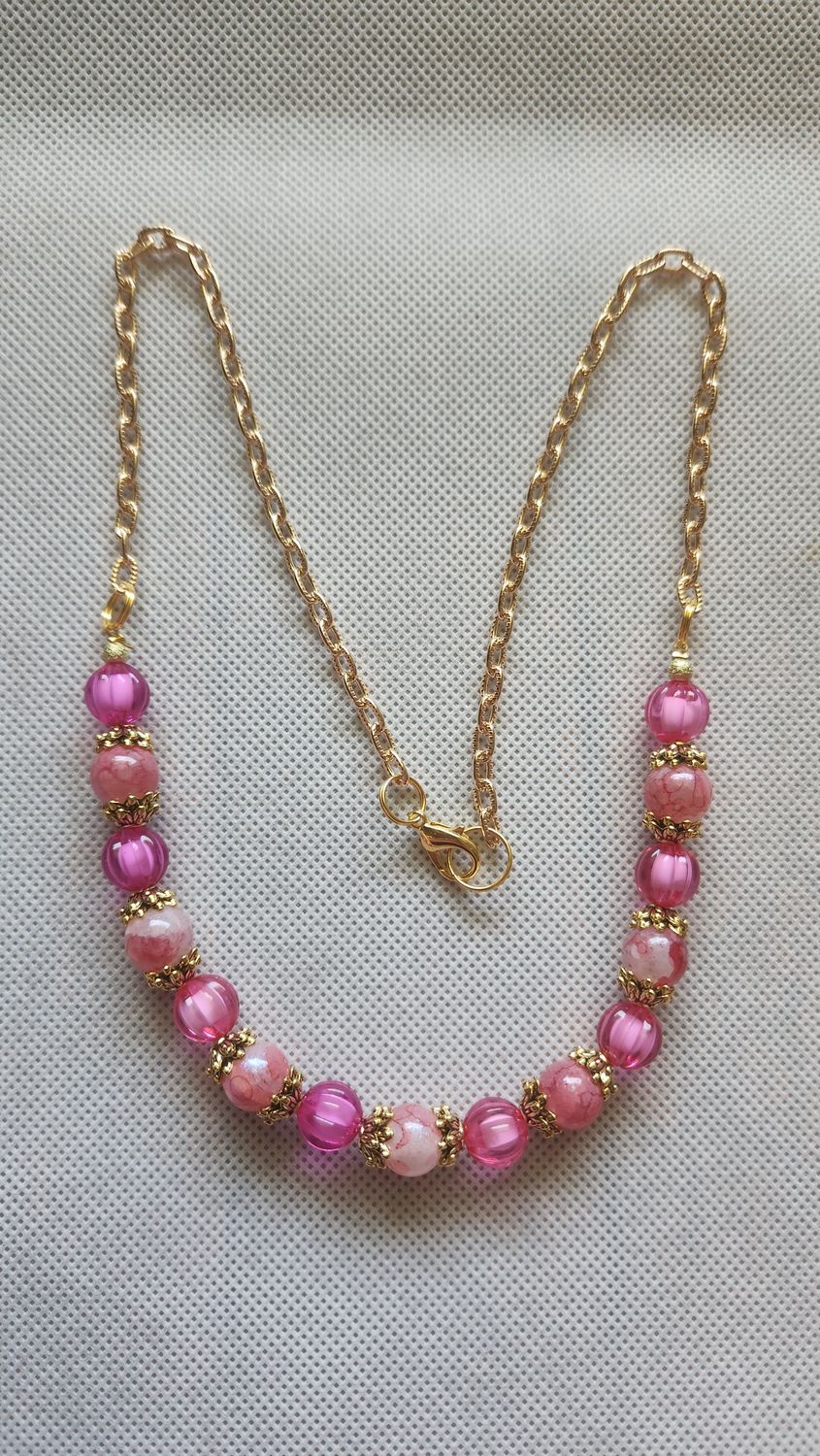 PINK BEADED NECKLACE
