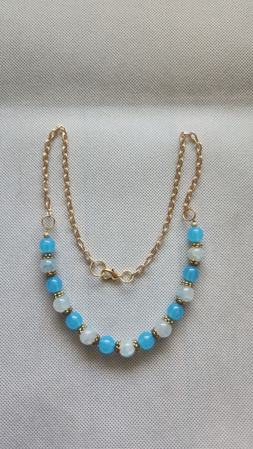 TURQUOISE &amp; WHITE BEADED NECKLACE