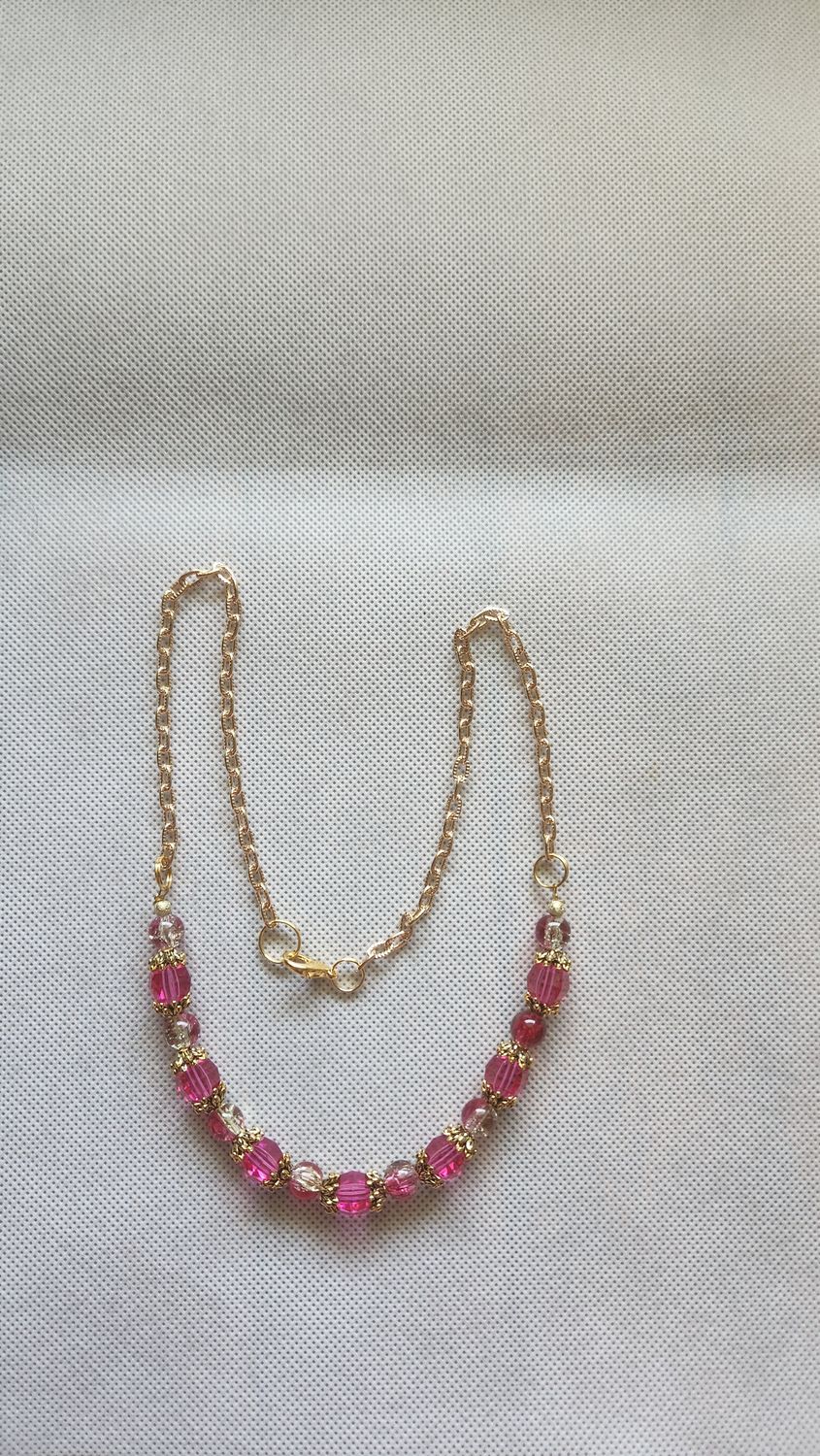 PINK BEADED NECKLACE