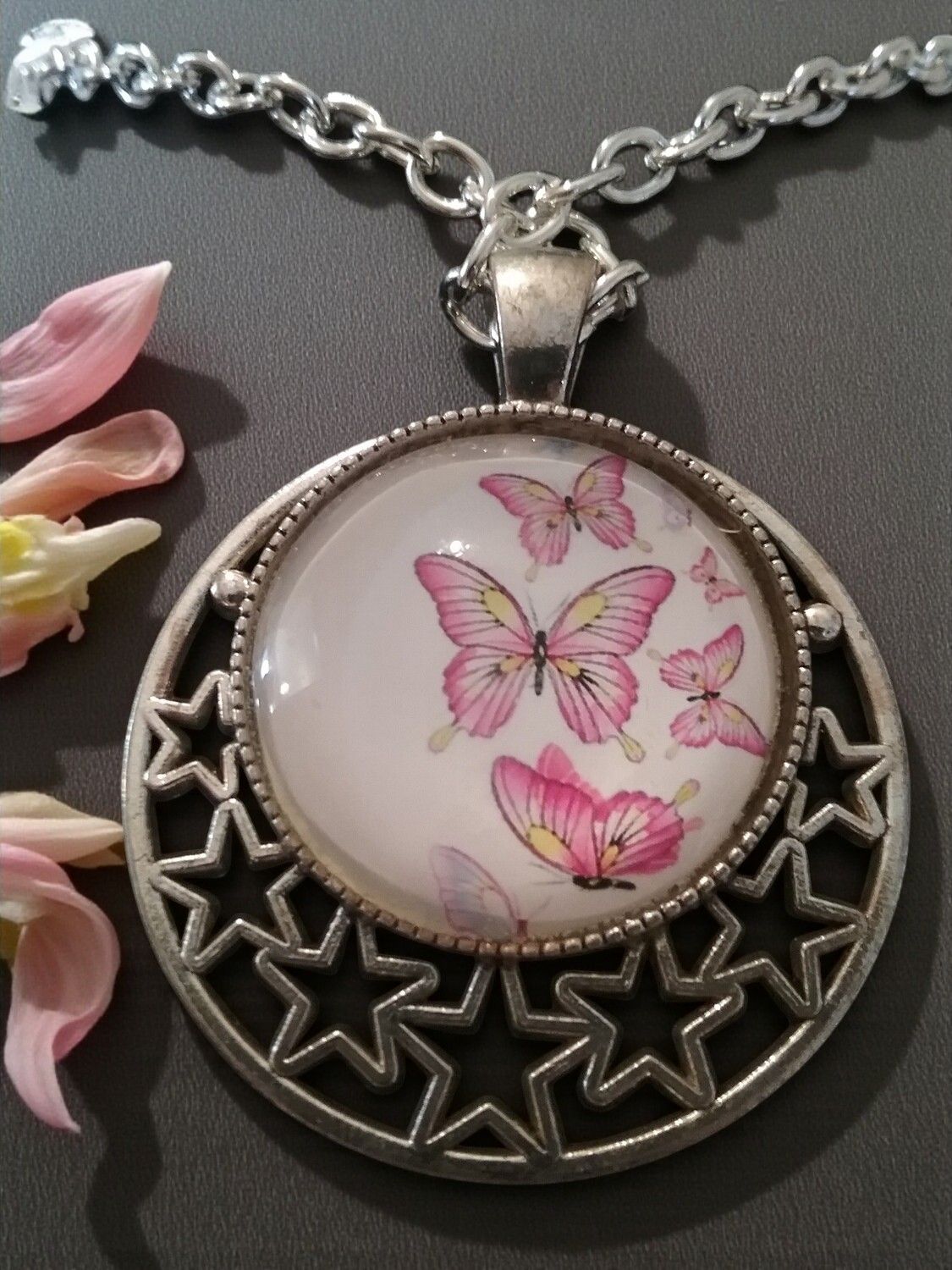 BUTTERFLY PENDANT NECKLACE
