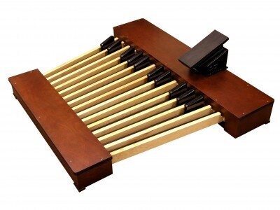 Hammond 25-Note Pedal Board