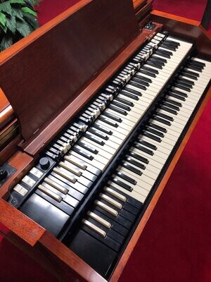 Pre-Owned Hammond Console Organs