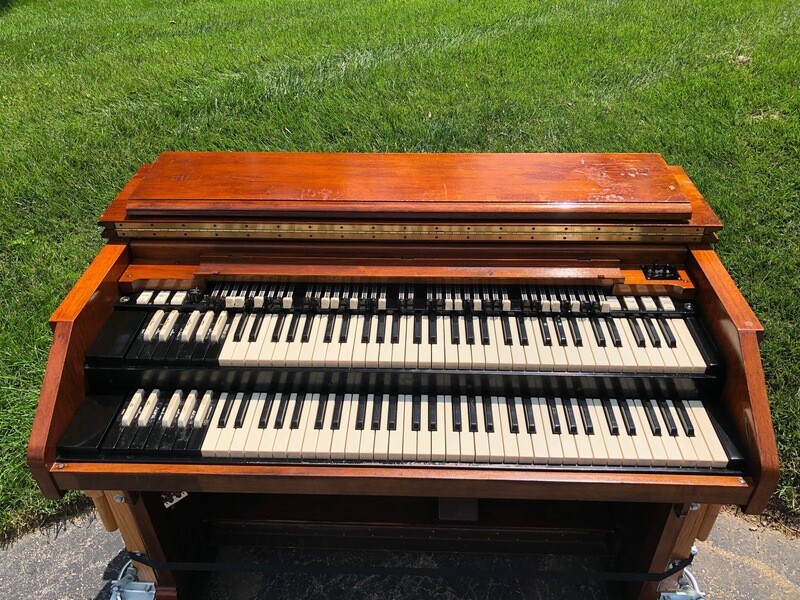 1962 Hammond C-3 Organ 1962 Hammond C-3 Organ