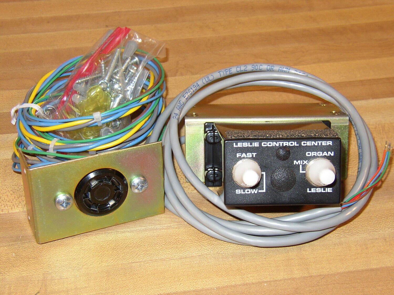 6147 Hammond / Leslie Connector Kit 6147 Hammond / Leslie Connector Kit