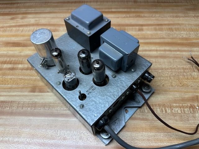 Hammond Organ Repair - Bench Test Audio Amp Hammond Organ Repair - Bench Test Audio Amp