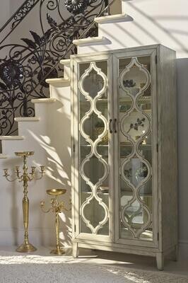 CURIO &amp; CABINET