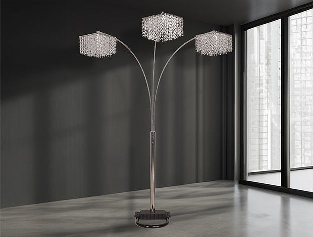 FLOOR LAMP WITH CHANDELIERS