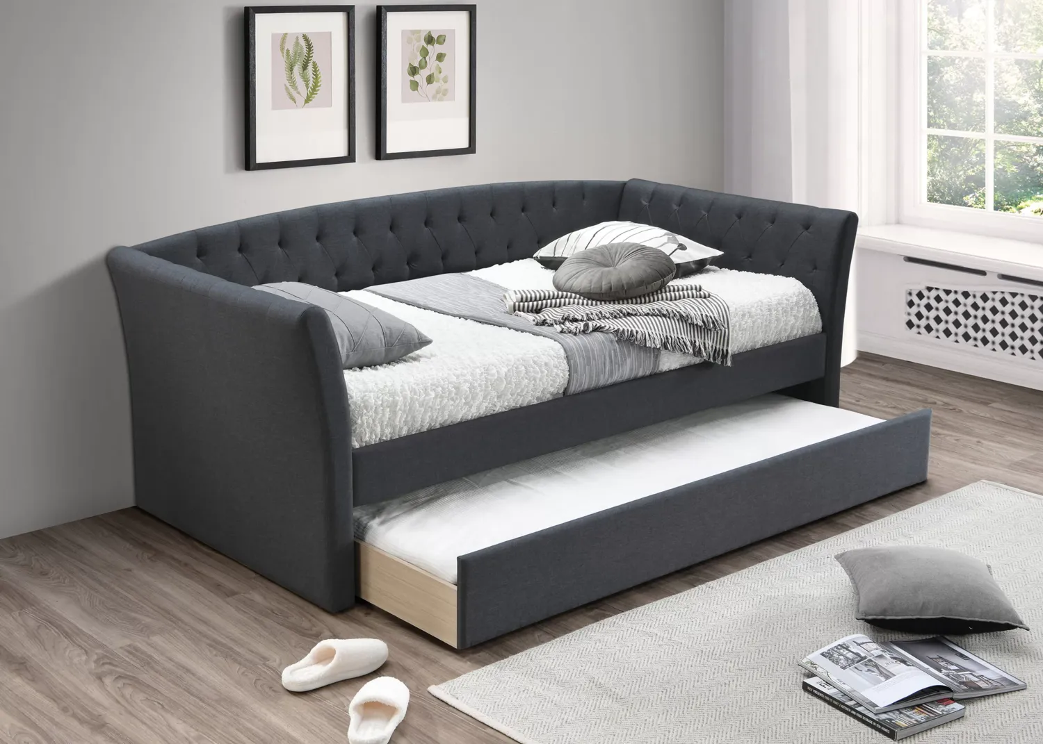 DAY BED W TRUNDLE